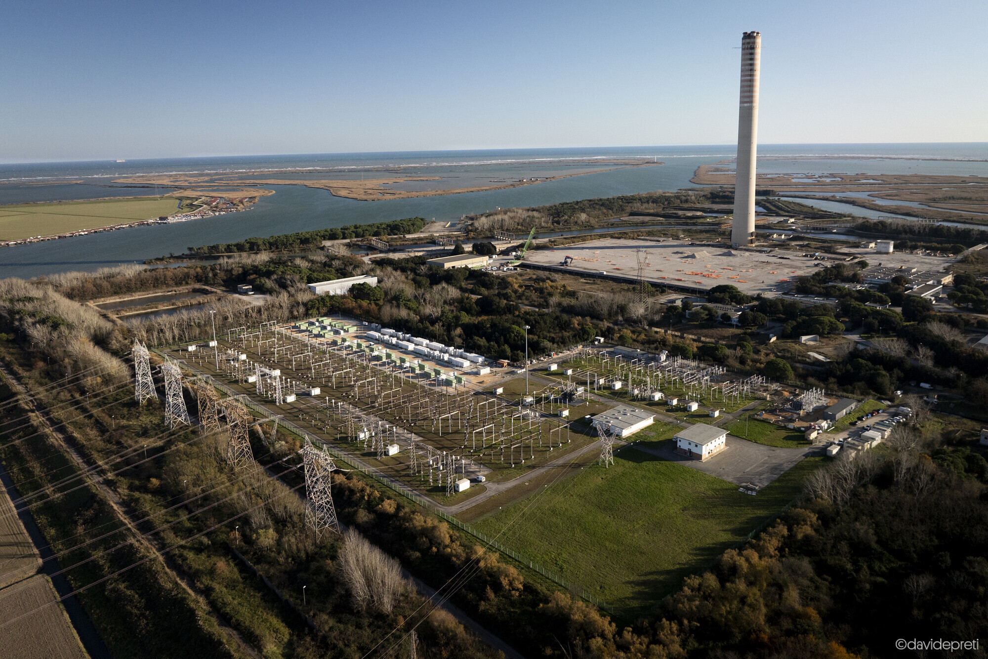 Porto Tolle, Italy — December 5, 2024.

The chimney of the former Porto Tolle power plant, undergoing dismantling following its 2015 closure, to make way for a new tourist resort.
